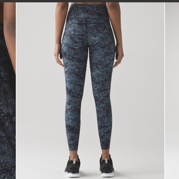 Lululemon Fast and Free 7/8 size 2 - Picture 4 of 5